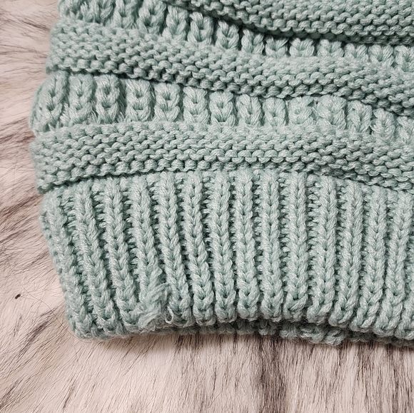 C.C Beanie Bundle - Picture 5 of 10